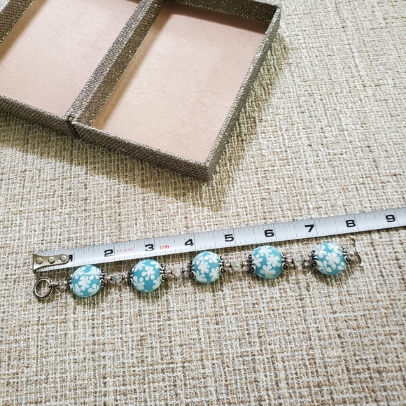 Glass Bead Toggle Bracelet - Picture 7 of 8